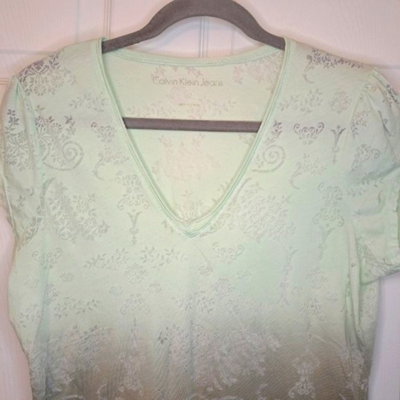 Calvin Klein Jeans Lighweight Sheer Floral Green Gray Ombre Top Size Large - Picture 3 of 6
